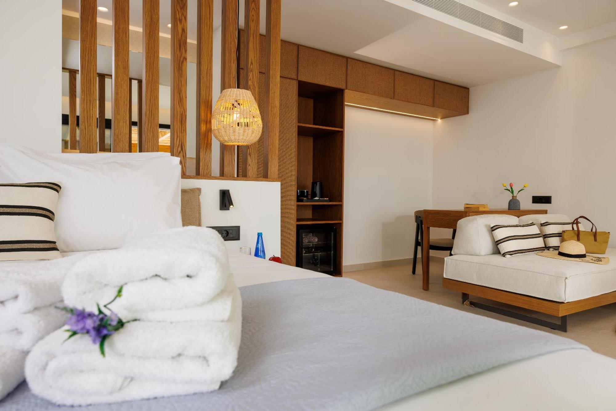 Deos Luxury Suites - Adults Only Hersónissos Extérieur photo