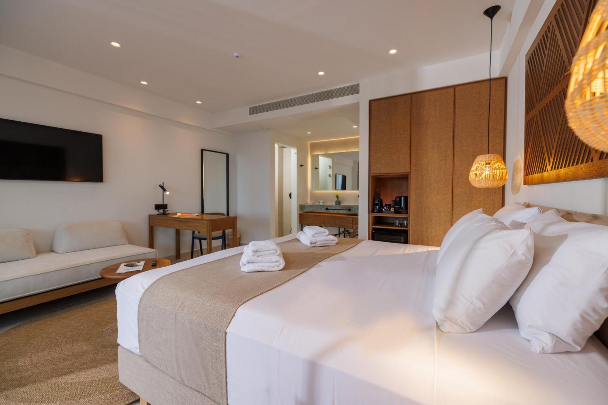 Deos Luxury Suites - Adults Only Hersónissos Extérieur photo